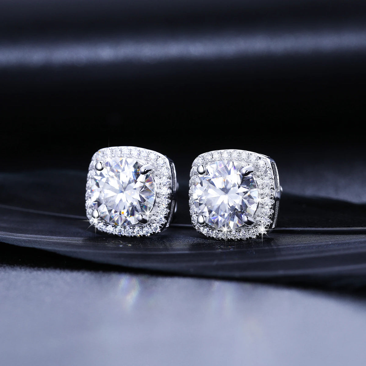 Classic Round Cut 1CT Test Passed Moissanite Diamond Earrings For Women Fine Jelwery Sterling Silver 925 Earring Engagement Gift
